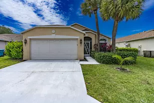 72 Paxford Ln, Boynton Beach, FL 33426 - Photo 1