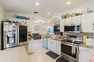 72 Paxford Ln, Boynton Beach, FL 33426 - Photo 6