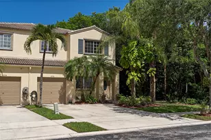 4776 Lago Vista Dr, Coconut Creek, FL 33073 - Photo 2