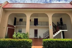 230 Lake Dora Dr, West Palm Beach, FL 33411 - Photo 1