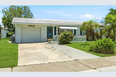 712 SW 18th Street, Boynton Beach, FL 33426 - Photo 1