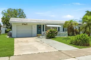 712 SW 18th St, Boynton Beach, FL 33426 - Photo 1