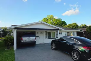 4717 NW 58th St, Tamarac, FL 33319 - Photo 2