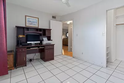 9370 Sunrise Lakes Boulevard #304, Sunrise, FL 33322 - Photo 18