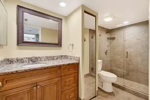 8377 Boca Rio Dr, Boca Raton, FL 33433 - Photo 30