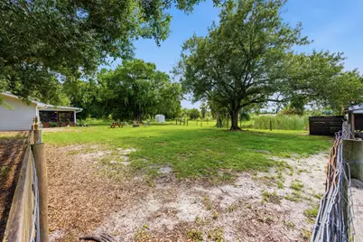 25710 Orange Avenue, Fort Pierce, FL 34945 - Photo 46