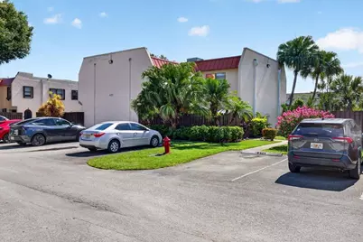 6351 Seven Springs Boulevard #B, Greenacres, FL 33463 - Photo 20