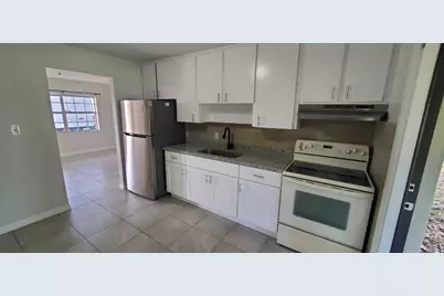 2578 Seneca Avenue, Fort Pierce, FL 34946 - Photo 2