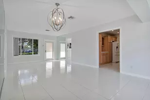 2475 NE 214th St, Aventura, FL 33180 - Photo 10