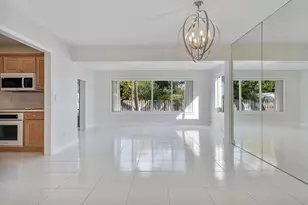 2475 NE 214th St, Aventura, FL 33180 - Photo 6