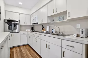 1761 NE 55th St, Fort Lauderdale, FL 33334 - Photo 14