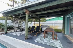 1301 SE Sandpiper Ln, Stuart, FL 34996 - Photo 4