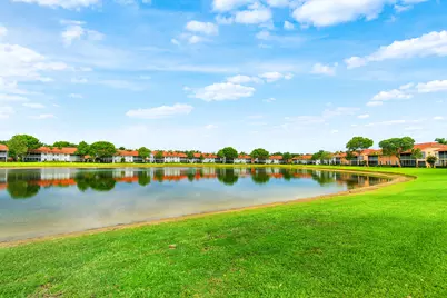 9829 Seacrest Circle #202, Boynton Beach, FL 33437 - Photo 8