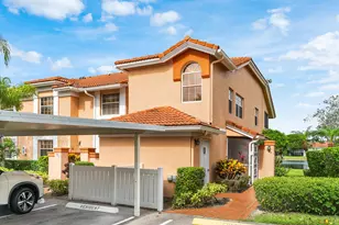 9829 Seacrest Cir, Boynton Beach, FL 33437 - Photo 6
