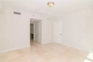 465 Brickell Ave, Miami, FL 33131 - Photo 18
