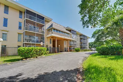 4848 NW 24th #105, Lauderdale Lakes, FL 33313 - Photo 26