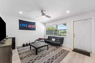 340 NW 19th St, Boca Raton, FL 33432 - Photo 10