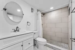 340 NW 19th St, Boca Raton, FL 33432 - Photo 16