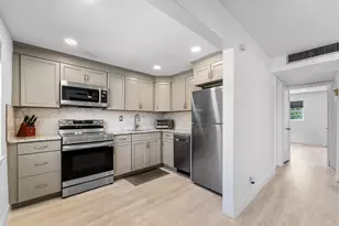 340 NW 19th St, Boca Raton, FL 33432 - Photo 1