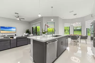 10555 Waves Way, Parkland, FL 33076 - Photo 10
