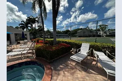 2173 Discovery Circle W, Deerfield Beach, FL 33442 - Photo 22
