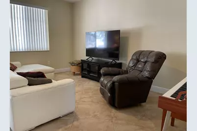 552 NW 39th Circle N, Boca Raton, FL 33431 - Photo 10