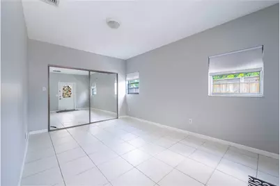 121 NW 36th Street #Rear, Oakland Park, FL 33309 - Photo 2