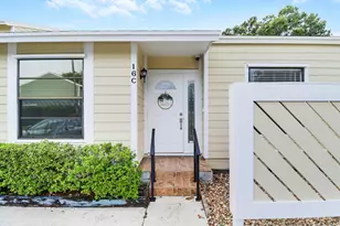 703 Stonewood Ct, Jupiter, FL 33458 - Photo 2