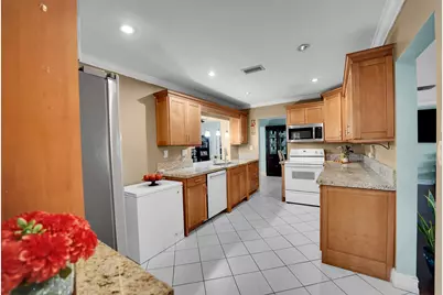 4400 NW 44th Terrace, Tamarac, FL 33319 - Photo 12
