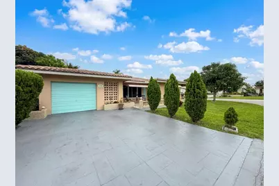 4400 NW 44th Terrace, Tamarac, FL 33319 - Photo 2