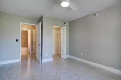 140 Yacht Club Way #206, Hypoluxo, FL 33462 - Photo 8