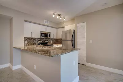 140 Yacht Club Way #206, Hypoluxo, FL 33462 - Photo 20