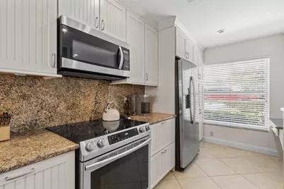 842 SE 19th Avenue #103, Deerfield Beach, FL 33441 - Photo 8
