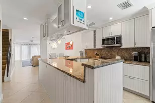 842 SE 19th Ave, Deerfield Beach, FL 33441 - Photo 6