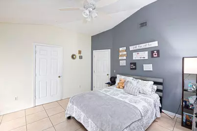 1634 SW Duclair Avenue, Port Saint Lucie, FL 34953 - Photo 16