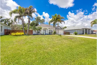 1634 SW Duclair Avenue, Port Saint Lucie, FL 34953 - Photo 4
