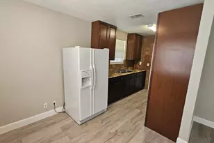 1501 W 17th St, Riviera Beach, FL 33404 - Photo 8
