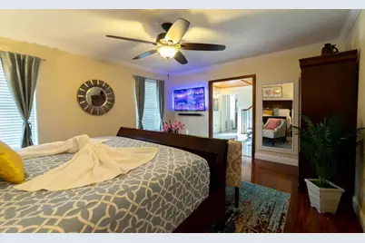 6850 Eastview Drive, Lake Worth, FL 33462 - Photo 16