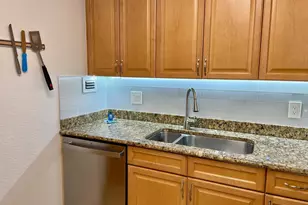 1000 Spanish River Rd, Boca Raton, FL 33432 - Photo 6
