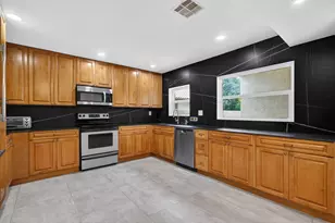 1230 NW 22nd Ave, Delray Beach, FL 33445 - Photo 6
