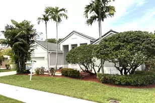 2721 W Abiaca Cir, Davie, FL 33328 - Photo 4