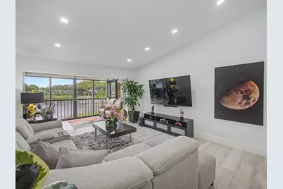 5154 Oak Hill Lane #1022, Delray Beach, FL 33484 - Photo 12