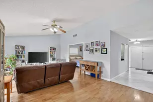7833 San Marcos Pl, Boca Raton, FL 33433 - Photo 12