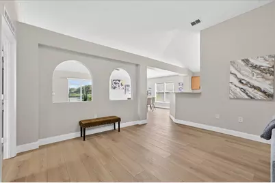 2602 SW 12th Sq Square SW, Vero Beach, FL 32968 - Photo 6