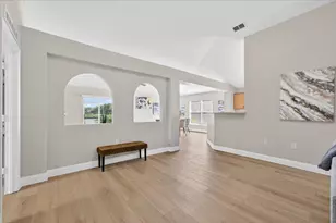 2602 SW 12th Sq Square SW, Vero Beach, FL 32968 - Photo 6