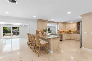 4230 NE 24th Ave, Lighthouse Point, FL 33064 - Photo 8