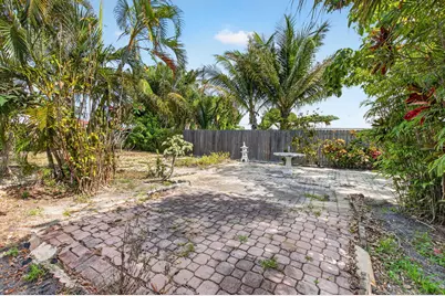 1370 SW 27th Place, Boynton Beach, FL 33426 - Photo 48
