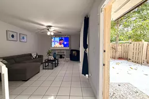 1684 Forest Lakes Cir, West Palm Beach, FL 33406 - Photo 20
