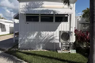 206 Eagle Dr E, Briny Breezes, FL 33435 - Photo 12