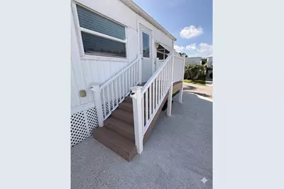 206 Eagle Drive E, Briny Breezes, FL 33435 - Photo 10